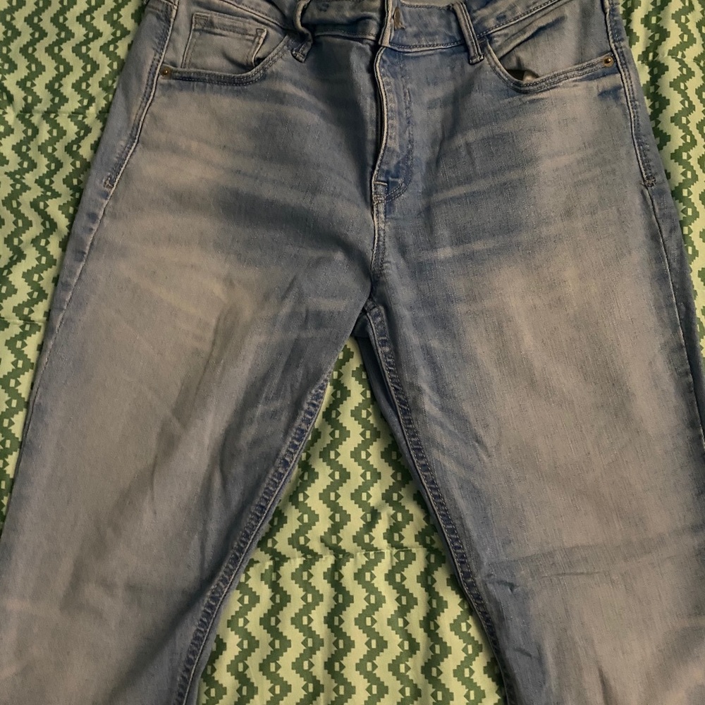 Light wash jeans